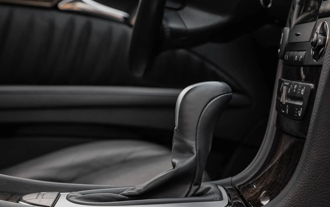Mercedes-Benz Klasa E cena 79000 przebieg: 168000, rok produkcji 2005 z Kłodzko małe 781